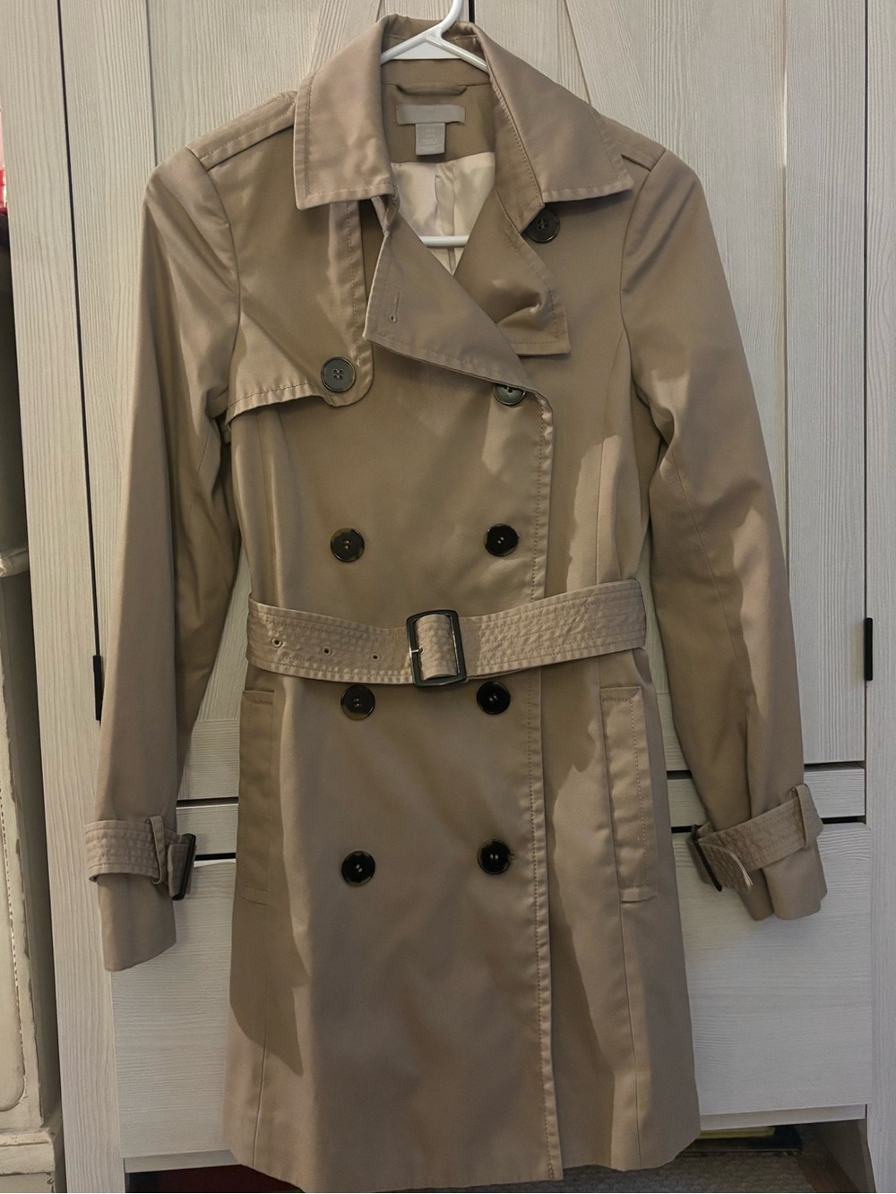H&M Women's Tan Double-Breasted Trench Coat with Belt